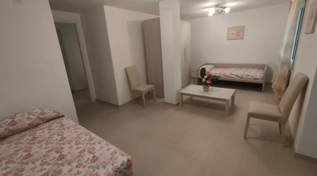 Casa Delle Rose Villa Fiumaretta di Ameglia Holiday home